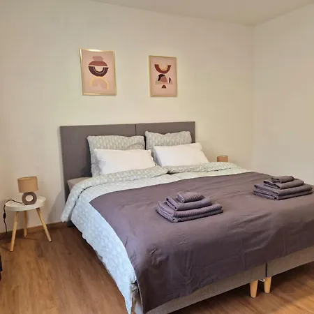 Aurelia Apartment